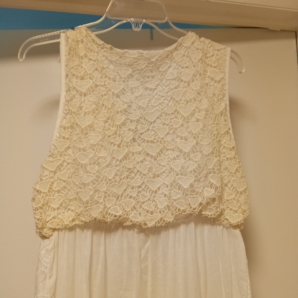 White Lace Cutout Embroidered Sleeveless Maxi Dress w/ Tassels made in Italy - Picture 14 of 14